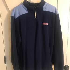 Vineyard vines pullover size large